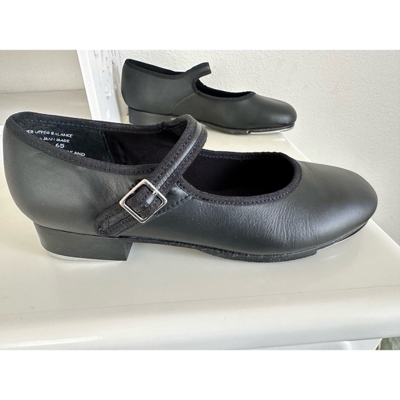 Capezio Women’s 3800 Mary Jane Heeled Buckle Tap Dance Shoes Black Noir Silver - Picture 3 of 9